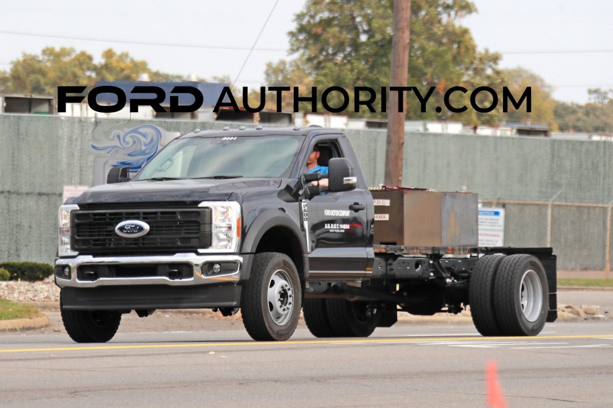 2023 Ford F600 XLT Chassis Cab Real World Photo Gallery