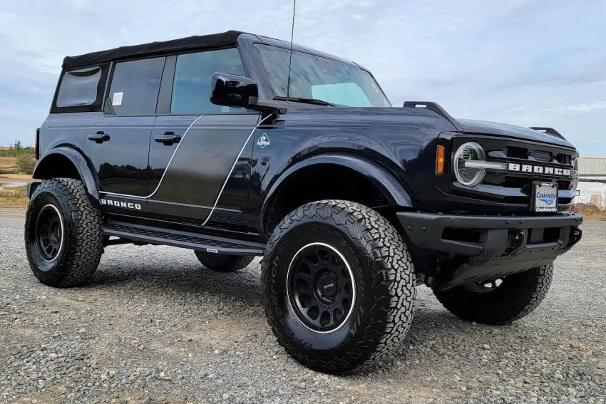 Tastefully Modified 2021 Ford Bronco Outer Banks Up For Auction