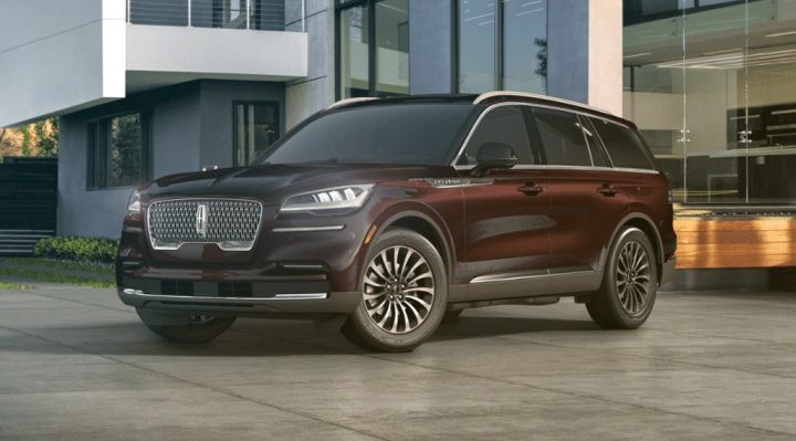2023 Lincoln Aviator in Diamond Red Metallic Tinted Clearcoat Paint.