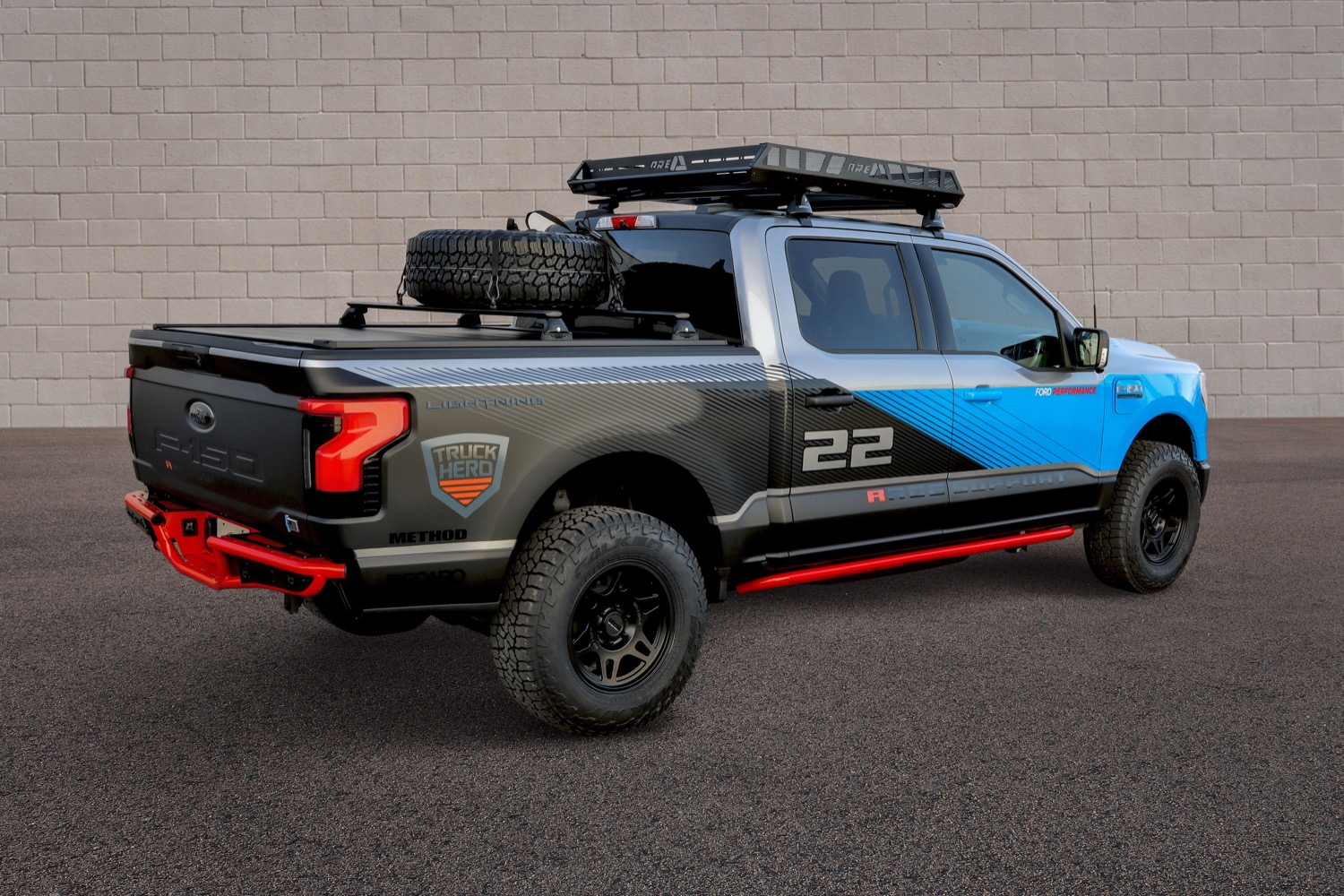 ford-f-150-lightning-race-support-ready-to-rock-sema-2022