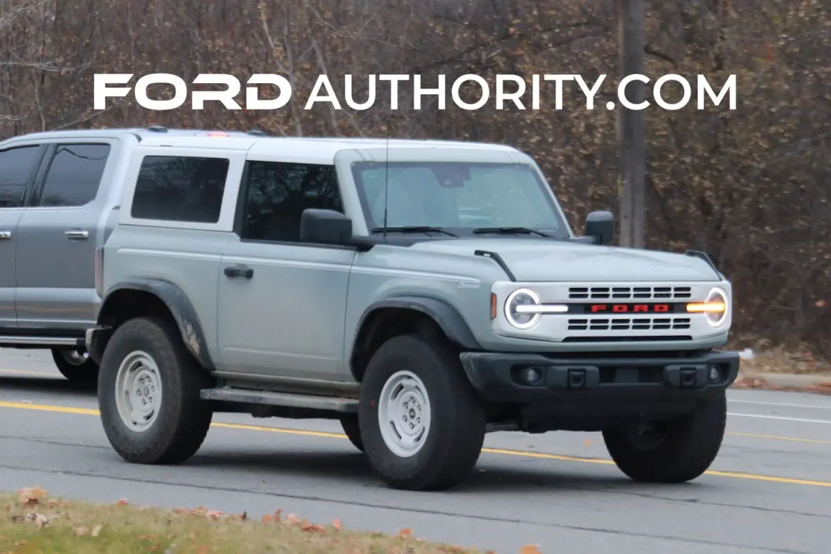 2023 Ford Bronco Heritage Two Door In Cactus Gray: Pics