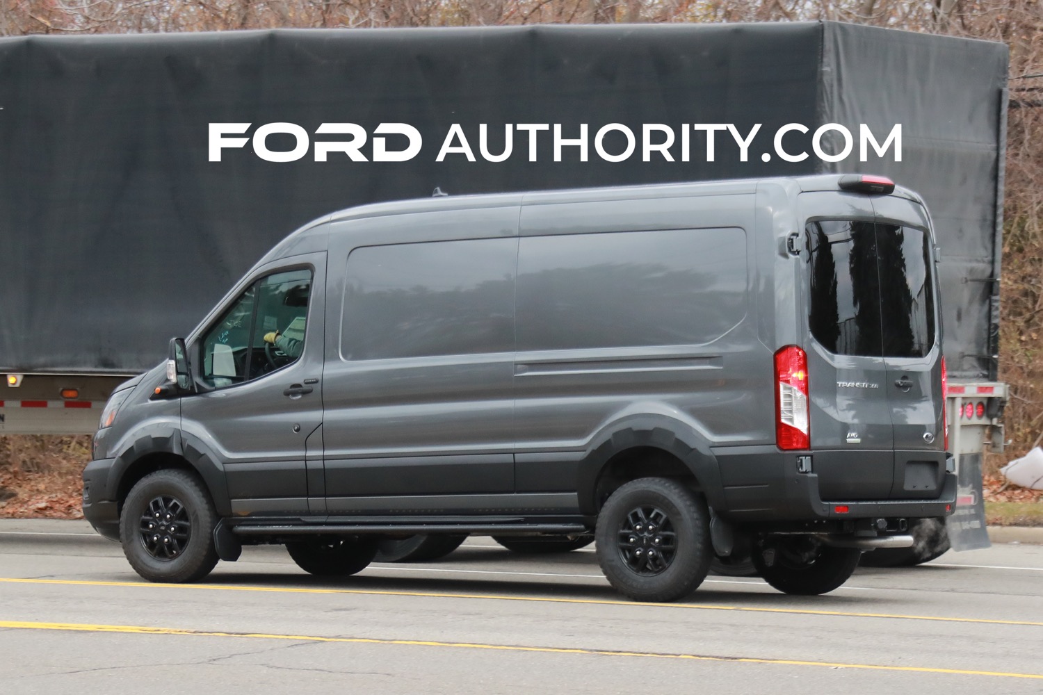 2023 Ford Transit Custom Trail Van AWD, Grey Matter