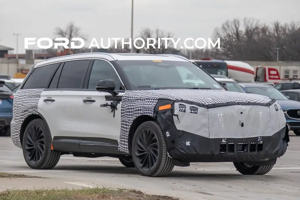 2024 Lexus GX Teased As Upcoming Lincoln Aviator Rival   2024 Lincoln Aviator Refresh Prototype Spy Shots January 2023 Exterior 001 1024x683 