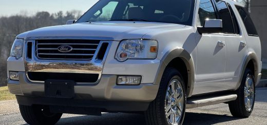 1995 Ford Explorer Eddie Bauer With 31K Miles Up For Auction