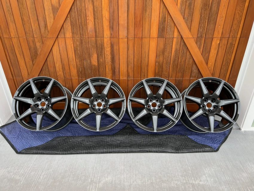 Ford Mustang Shelby GT500 Carbon Fiber Wheels