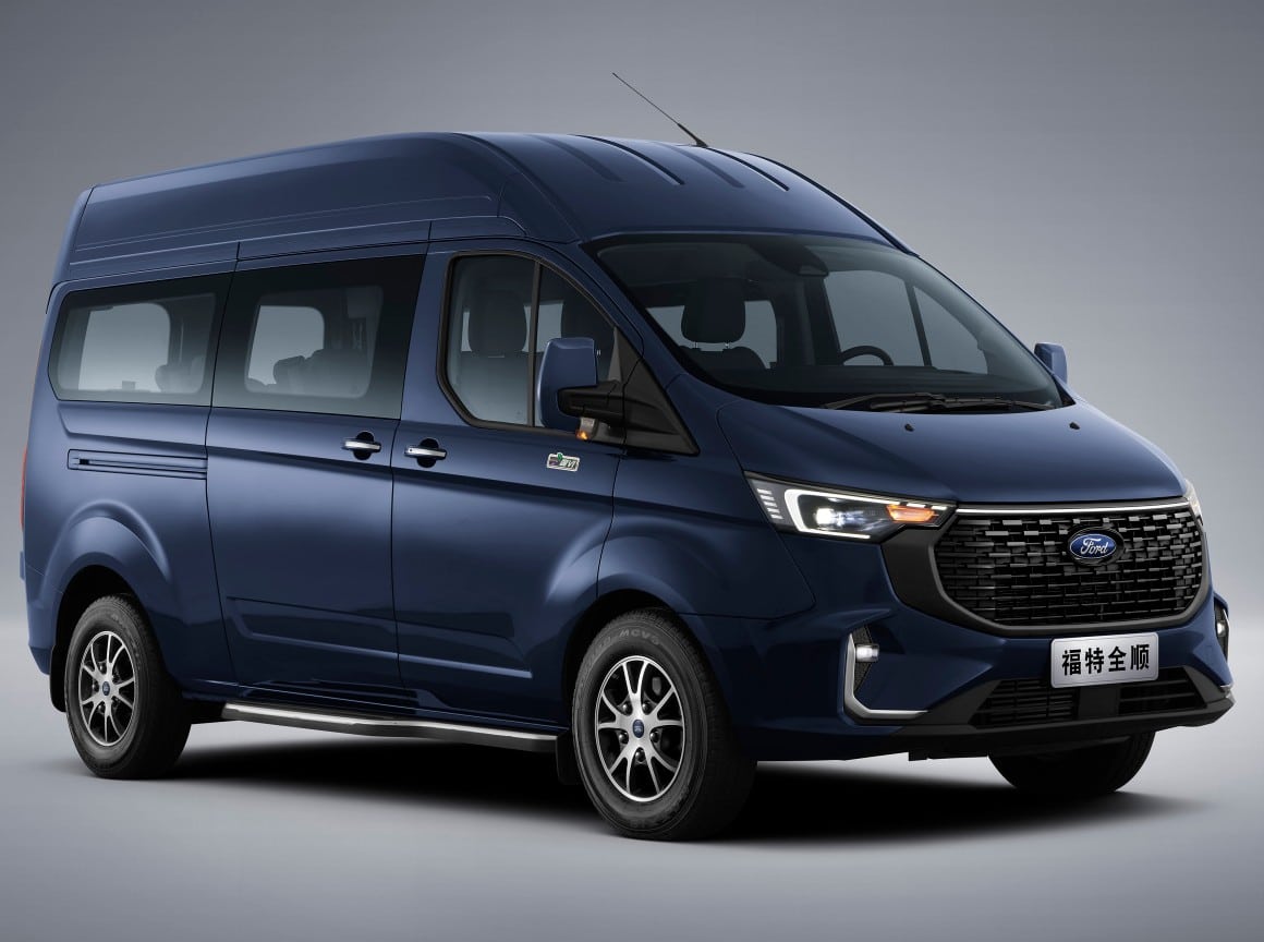 First Generation Ford Transit Custom Updated In China