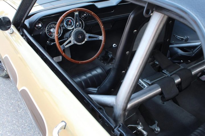 1968 Ford Mustang Race Car - Interior 001