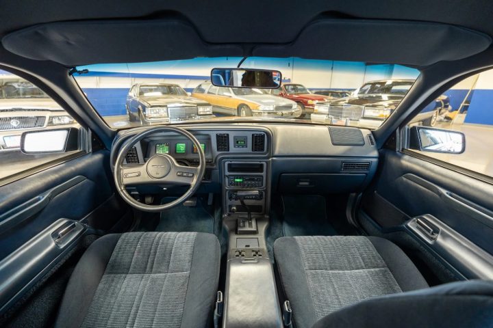 1987 Ford Thunderbird Sport - Interior 001