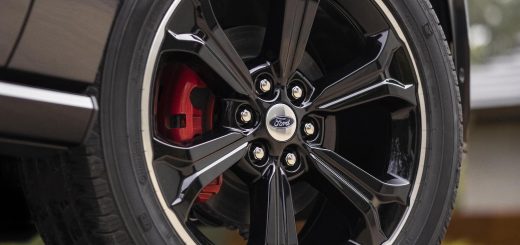2015-2023 Ford F-150 22-Inch Gloss Black Wheel Kit