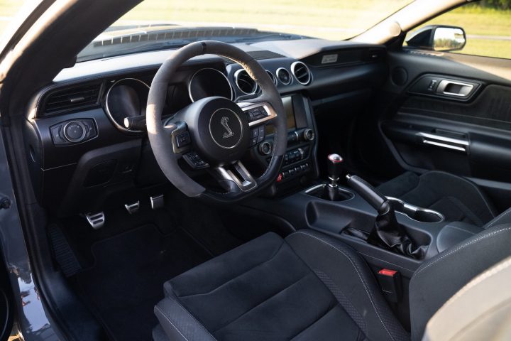 2018 Ford Mustang Shelby GT350 Steeda - Interior 001