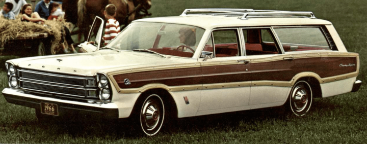 1966 Ford Fairlane Wagon - Exterior 001 - Front Three Quarters