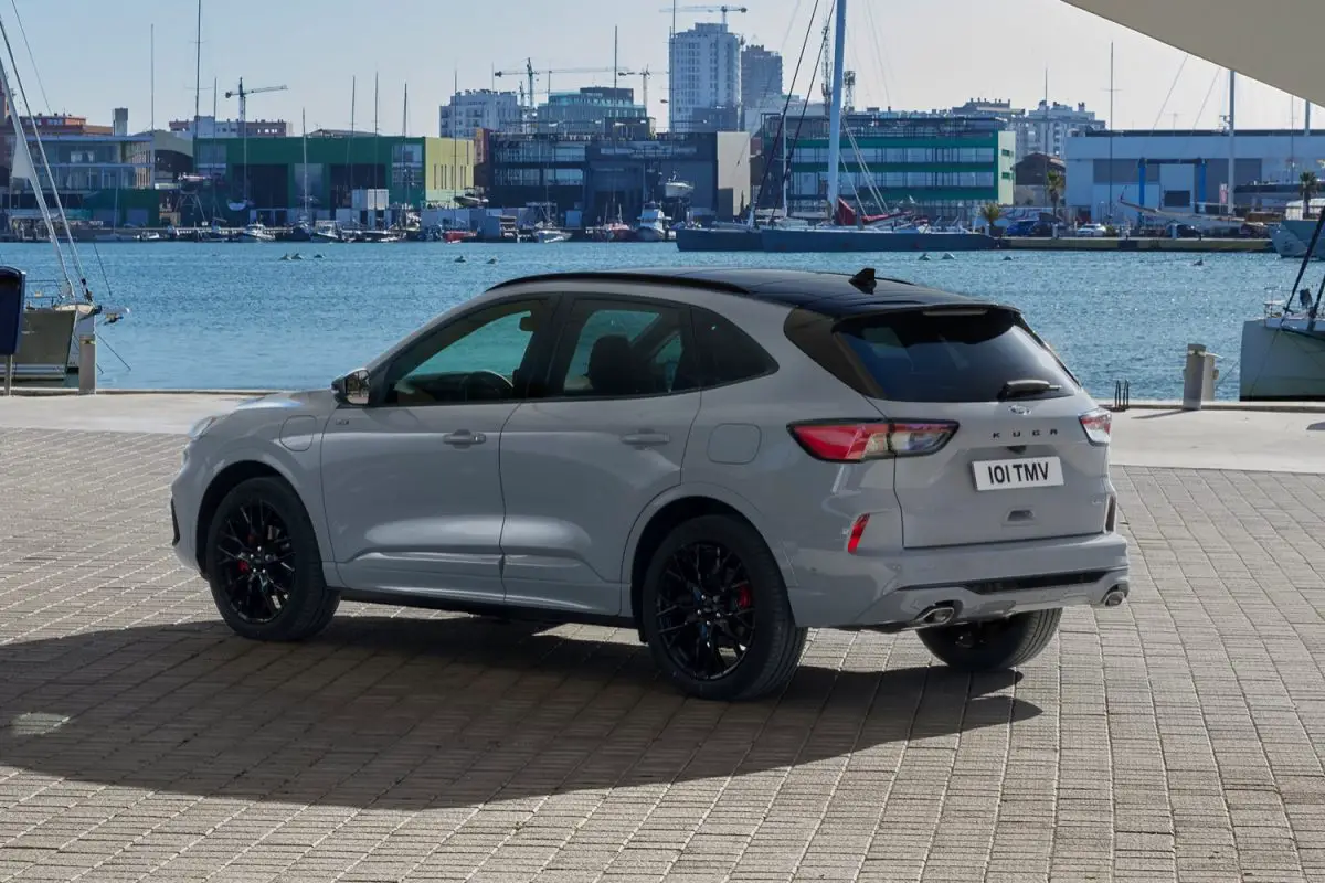 Dutch Police Pick Ford Kuga Hybrid Over BMW X1