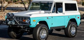 Modified 1969 Ford Bronco - Exterior 001 - Front Three Quarters
