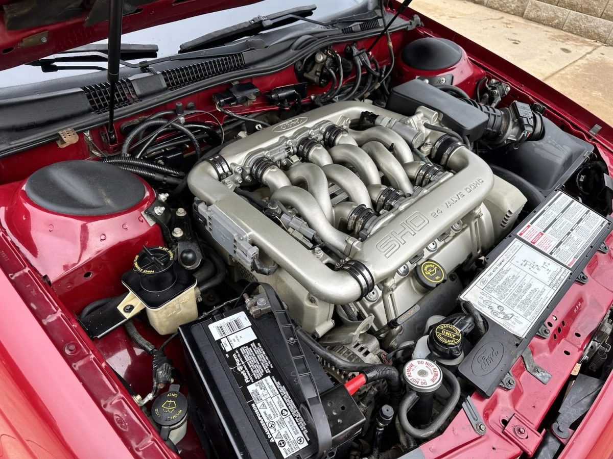 1989 Ford Taurus SHO With 42K Miles Up For Auction