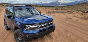 2023 Ford Bronco Sport Topo Graphic Package - Exterior 001 - Front Three Quarters