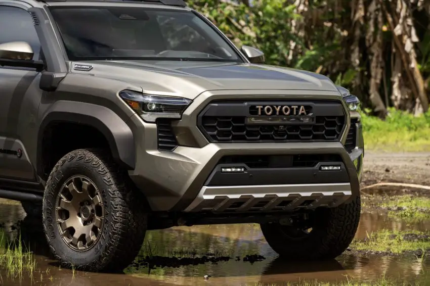 2024 Toyota Tacoma Debuts As All-New Ford Ranger Rival