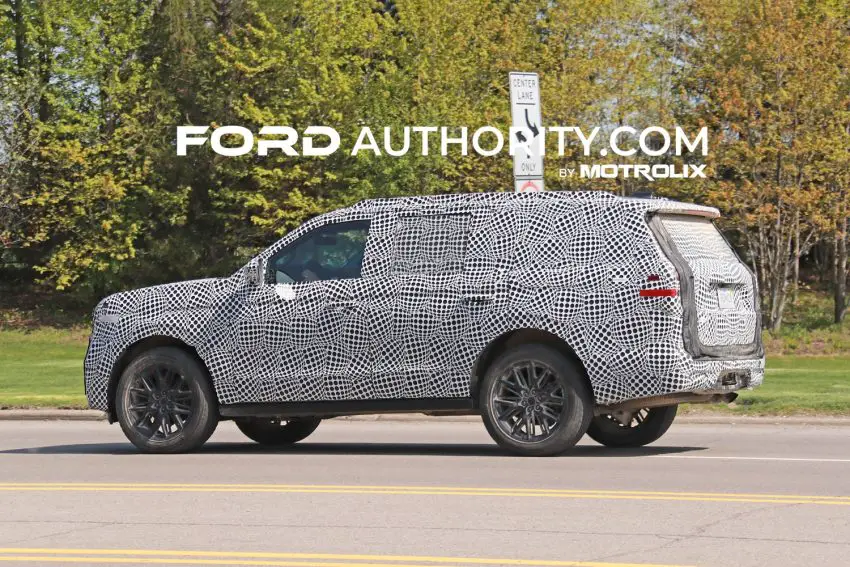 2025 Ford Expedition Spotted For First Time With Big Changes