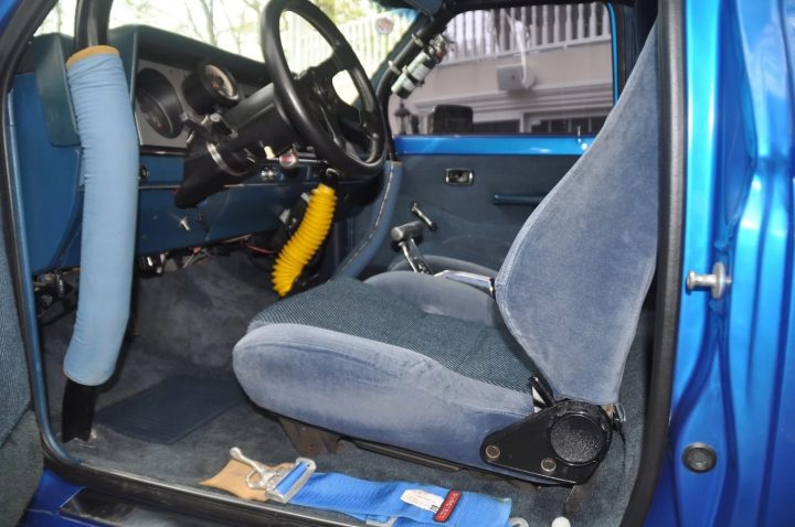 5.0L V8 Swapped 1984 Ford Ranger XLT - Interior 001