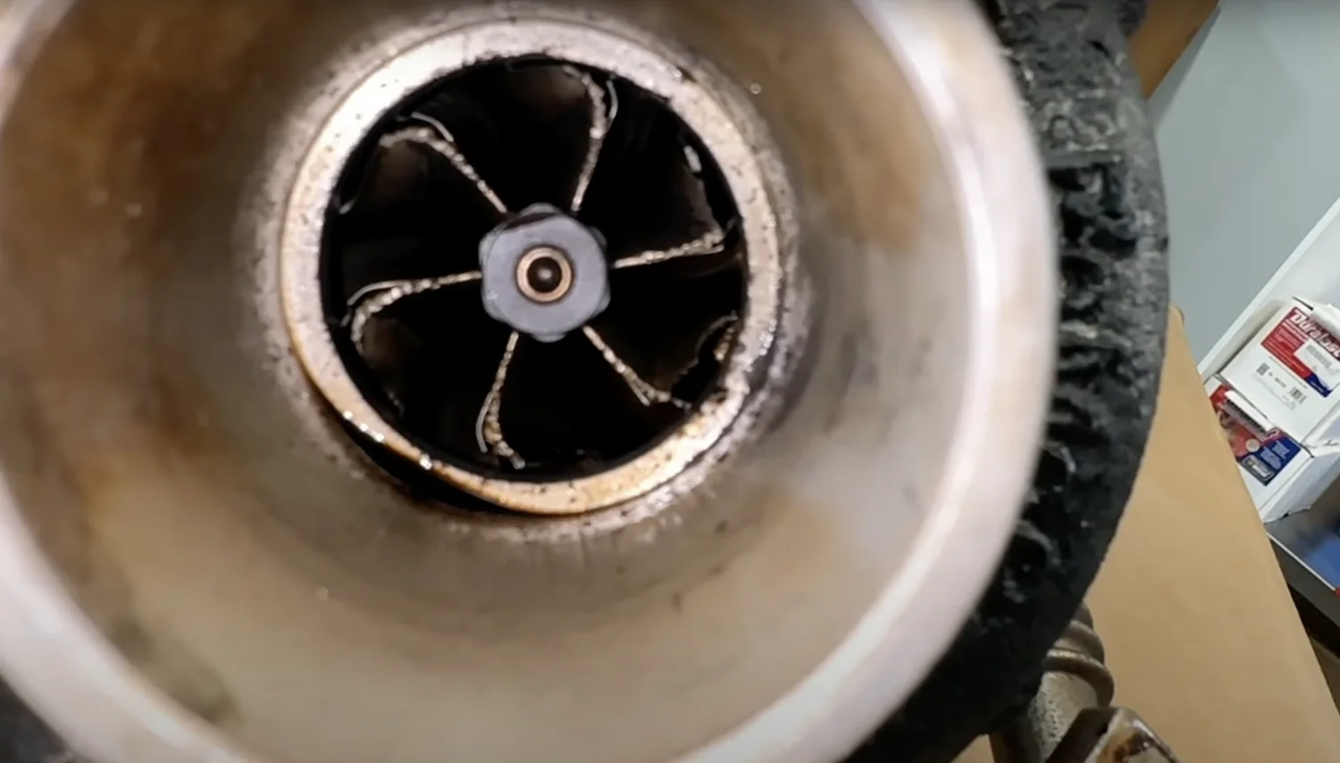 Ford EcoBoost Engines Should Get 5K Mile Oil Changes: Video