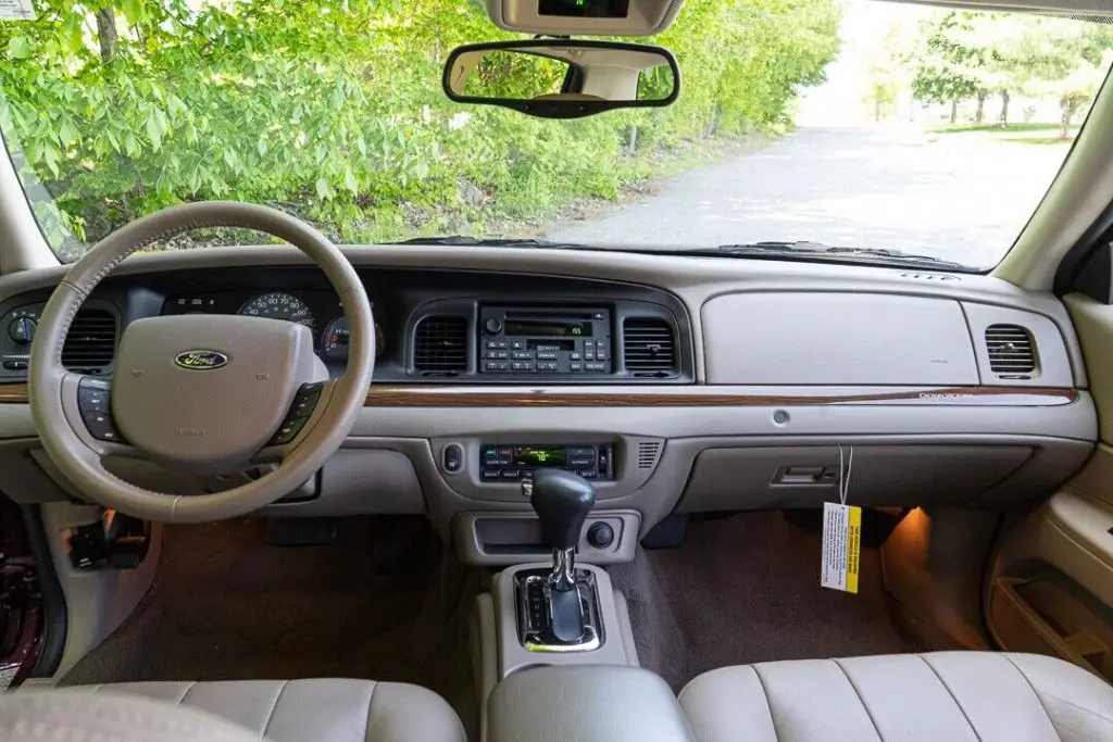 10K Mile 2005 Ford Crown Victoria LX Sport Up For Auction