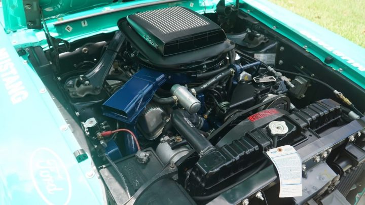 1970 Ford Mustang Cobra Jet ARI Pace Car - Engine Bay 001