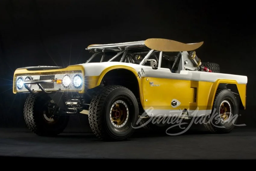 1971 Ford Bronco Big Oly Tribute - Exterior 002 - Front Three Quarters