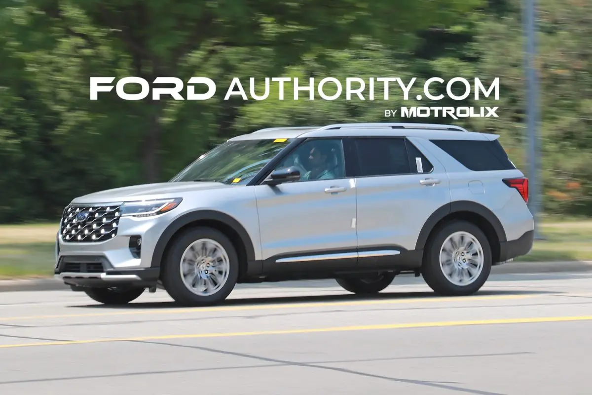 2024 Ford Explorer Probably Won't Have Front LED Lightbar