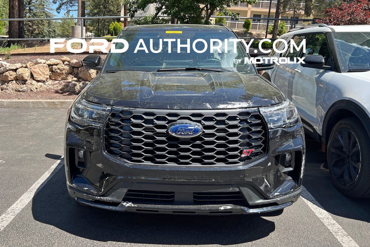 2024 Ford Explorer ST Spotted Without Camo For First Time