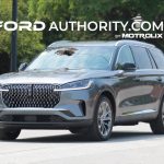2024 Lincoln Aviator front three quarter view