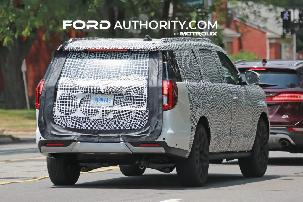 Redesigned 2025 Ford Expedition Taillights Spotted: Photos