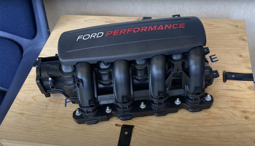 Ford 7.3L V8 Godzilla Low-Profile Intake Manifold
