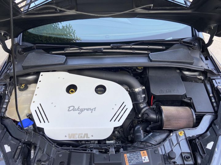 Heavily Modified 2016 Ford Focus ST - Engine Bay 001