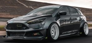 Heavily Modified 2016 Ford Focus ST - Exterior 001 - Front Three Quarters
