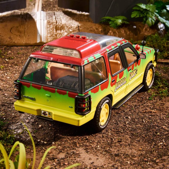Mattel Creations Jurassic World Hammond Collection The Gates Ford Explorer - Exterior 001 - Rear Three Quarters