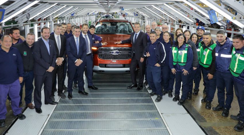 Next-Generation Ford Ranger Production Begins Pacheco Assembly Plant Argentina - Exterior 001 - Front
