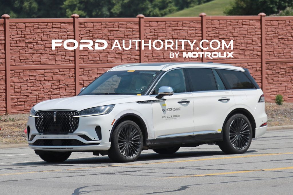 2024 Lincoln Aviator Interior Updates Spied Up Close