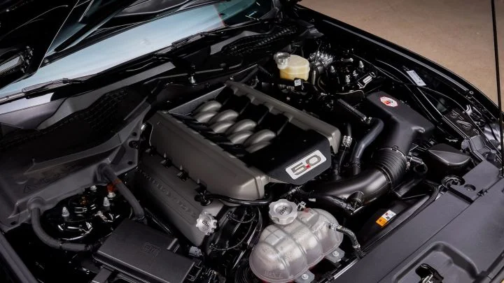 206-Mile 2016 Ford Mustang Shelby GT-H - Engine Bay 001