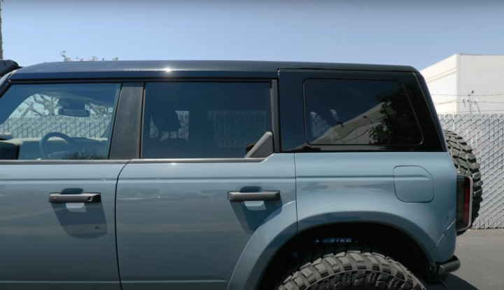 Ford Bronco Advanced Fiberglass Concepts One-Piece Hardtop - Exterior 002 - Side