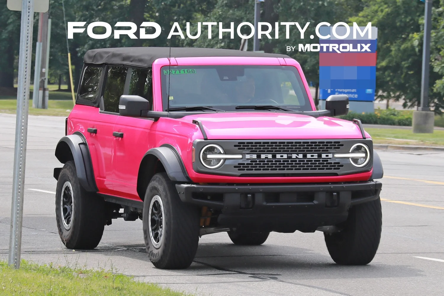 2022 Pink Ford Bronco Lifted, Digital Download, Bronco on a Beach