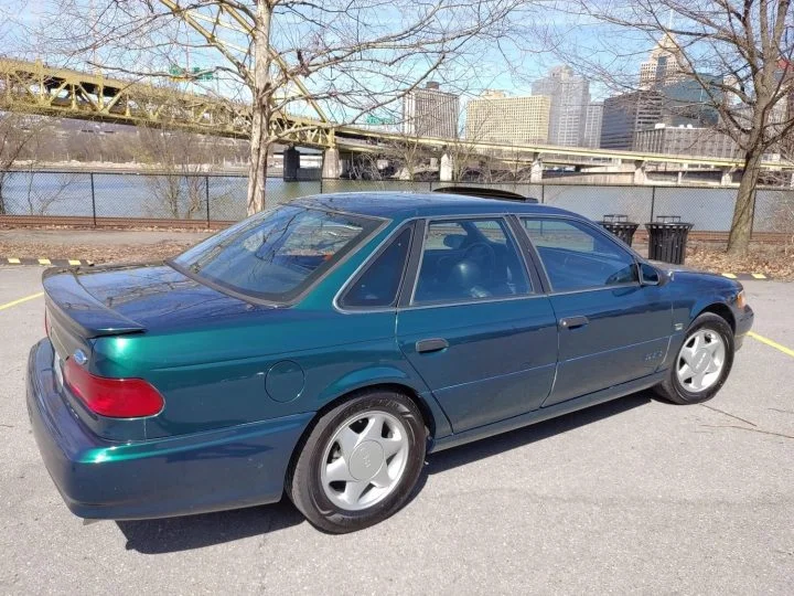1993 Ford Taurus SHO With 43K Miles - Exterior 002 - Rear Three Quarters