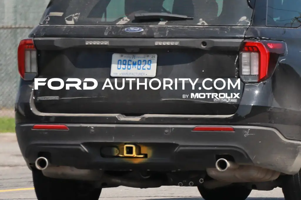 2024 Ford Police Interceptor Utility Spotted For First Time   2024 Ford Explorer Police Interceptor Utility Refresh No Camouflage August 2023 Exterior 002 Rear End Tail Lights 1024x682 