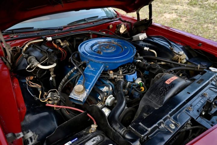 One-Owner 1975 Ford LTD Wagon - Engine Bay 001
