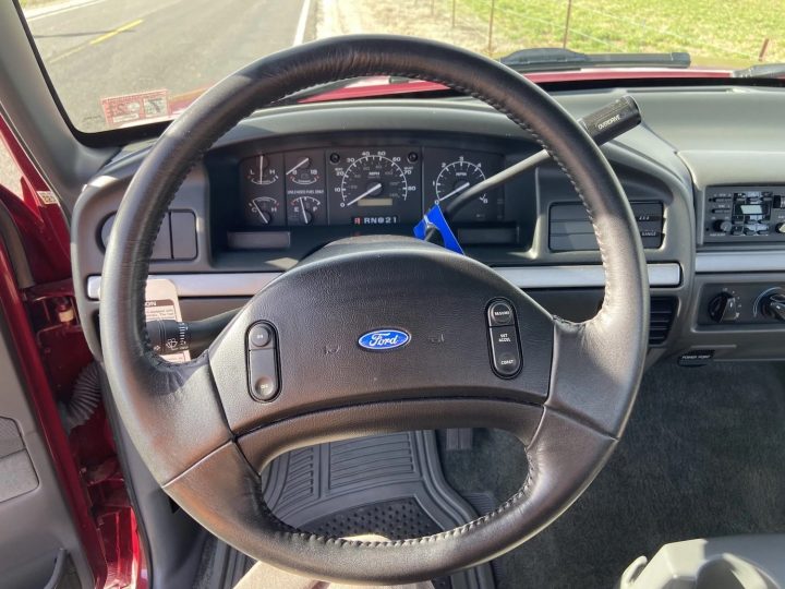 1993 Ford F-150 Flareside With 9K Miles - Interior 001