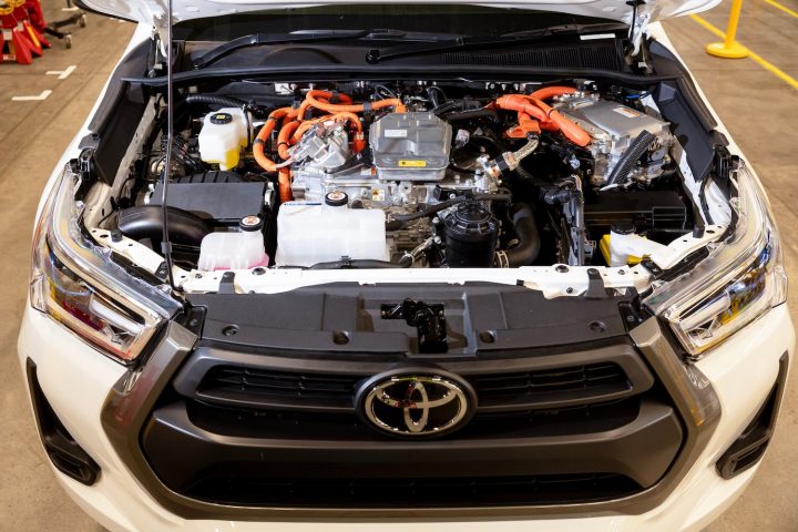 Toyota Hilux Hydrogen Fuel Cell Prototype - Engine Bay 001