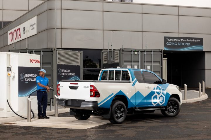 Toyota Hilux Hydrogen Fuel Cell Prototype - Exterior 002 - Rear Three Quarters