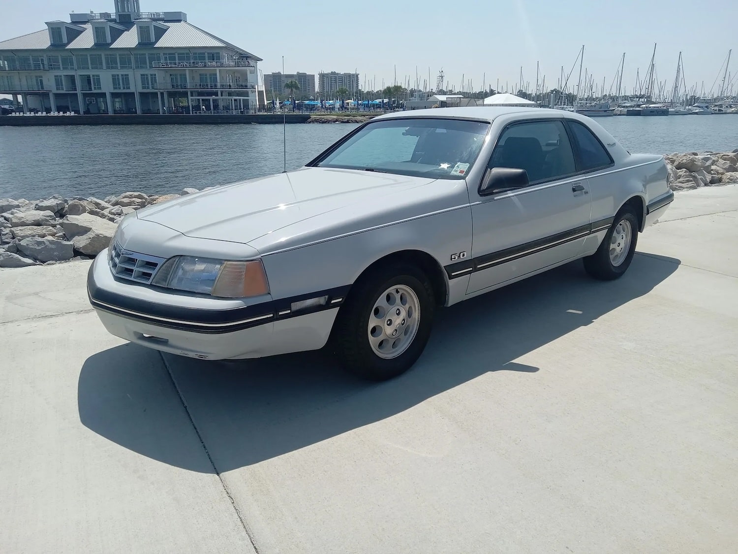 1988 Ford Thunderbird With Just 38K Miles Up For Auction