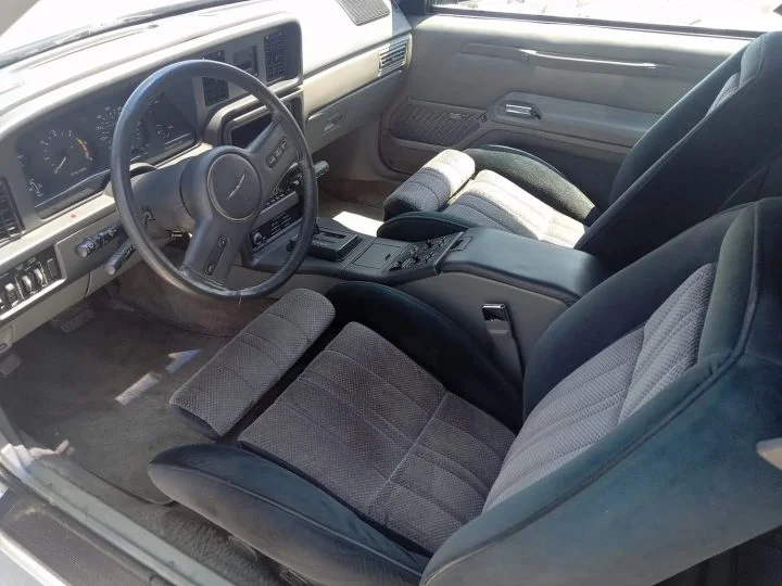 1988 Ford Thunderbird With 38K Miles - Interior 001