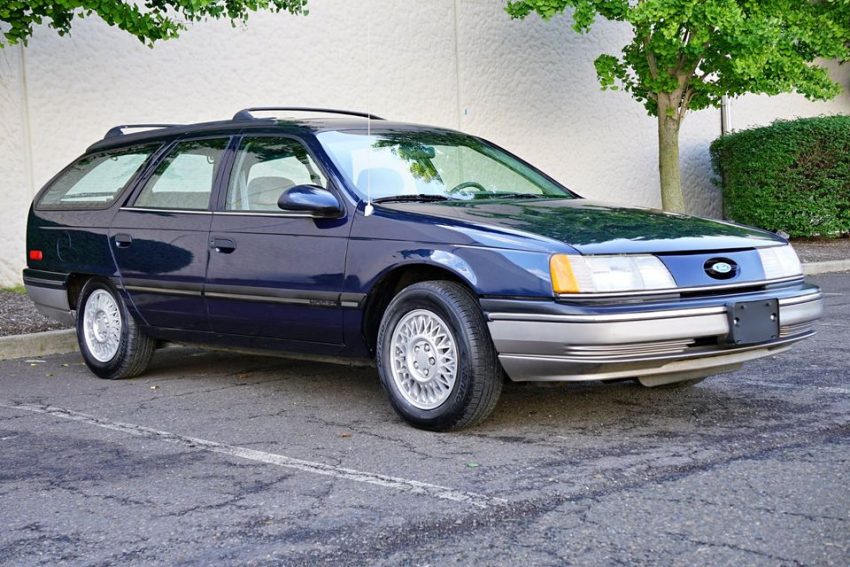 1991 Ford Taurus Wagon With 45K Miles - Exterior 001 - Front Three Quarters