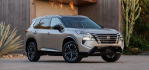 2024 Nissan Rogue -Exterior 001 - Front Three Quarters