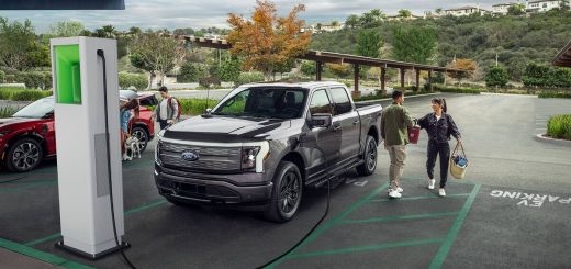 Ford Charge Assist Public Charging F-150 Lightning - Exterior 001 - Front Three Quarters
